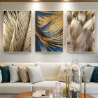 Yumuşak Dokular Ve Altın Yansımalar: Dekoratif Metal Çerçeveli Tablo Seti