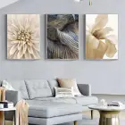 Ev Dekorasyonu İçin Sanatsal Dokunuş: Mermer Ve Çiçek Motifli Üçlü Metal Çerçeveli Tablo Takımı