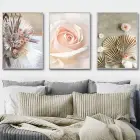 Zarafetin Üçlemesi: Pastel Rüya Çiçekleri Ve Doğanın Sanatı Metal Çerçeveli 3lü Tablo Seti