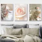 Zarafetin Üçlemesi: Pastel Rüya Çiçekleri Ve Doğanın Sanatı Metal Çerçeveli 3lü Tablo Seti