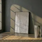 Bitkisel Kabartma Sıcak Bej Tonları Tekli Siyah Metal Çerçeveli Cam Tablo Poster Dekoratif