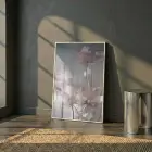 Şeffaf Çiçekler Pastel Pembe Tonları Tekli Beyaz Metal Çerçeveli Cam Tablo Ev Dekorasyonu