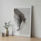 Soyut Hareket Nötr Gri Tonlar Tekli Gümüş Metal Çerçeveli Cam Tablo Yatak Odası
