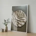 Soyut Kıvrım Bej Gri Tonları Tekli Beyaz Metal Çerçeveli Cam Tablo Salon Oturma
