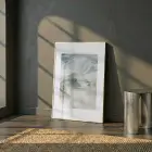 Akıcı Soyut Doğal Tonlar Tekli Beyaz Metal Çerçeveli Cam Tablo Salon Oturma Odası