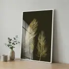 Süzülen Tüyler Koyu Altın Tekli Beyaz Metal Çerçeveli Cam Tablo Yatak Odası Koridor