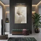 Geniş Çiçek Sıcak Krem Ton Tekli Gold Metal Çerçeveli Cam Tablo Duvar Salon