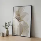 Geniş Çiçek Sıcak Krem Ton Tekli Siyah Metal Çerçeveli Cam Tablo Salon Oturma