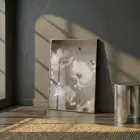 Narin Çiçekler Sıcak Bej Tonlar Tekli Gold Metal Çerçeveli Cam Tablo Yatak Odası