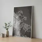Narin Çiçekler Monokrom Gri Ton Tekli Gümüş Metal Çerçeveli Cam Tablo Salon Oturma