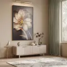 Görkemli Çiçek Sıcak Bej Altın Tekli Siyah Metal Çerçeveli Cam Tablo Duvar Salon