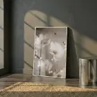 Narin Çiçekler Sıcak Nötr Tonlar Tekli Beyaz Metal Çerçeveli Cam Tablo Poster Dekoratif