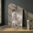 Narin Çiçekler Sıcak Nötr Tonlar Tekli Gümüş Metal Çerçeveli Cam Tablo Duvar Salon