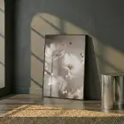 Narin Çiçekler Sıcak Nötr Tonlar Tekli Siyah Metal Çerçeveli Cam Tablo Duvar Salon