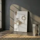 Soyut Geometrik Sıcak Bej Tonları Tekli Gümüş Metal Çerçeveli Cam Tablo Duvar Salon