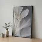 Narin Çiçek Nötr Gri Tonlar Tekli Siyah Metal Çerçeveli Cam Tablo Yatak Odası