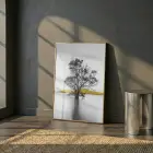 Suda Ağaç Monokrom Sarı Vurgu Tekli Gold Metal Çerçeveli Cam Tablo Poster Dekoratif