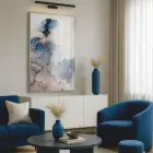 Akışkan Soyut Derin Mavi Tonlar Tekli Gümüş Metal Çerçeveli Cam Tablo Duvar Salon