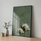 Üçlü Siyah Metal Çerçeveli Temperli Cam Baskılı Soyut Tablo Seti — Yeşil Çiçek