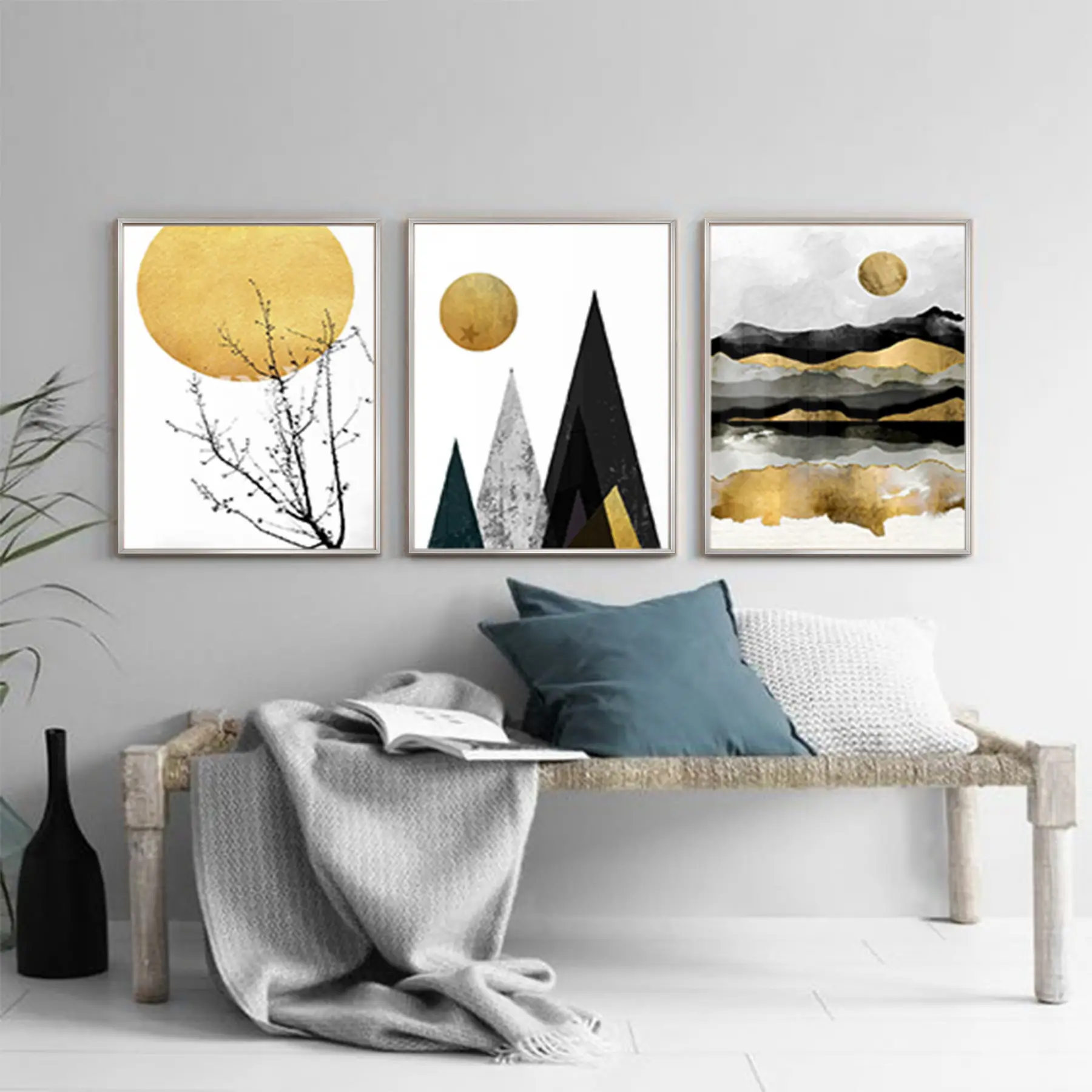 Siyah Sarı Geometrik Desenli Metal Çerçeveli Tablo Seti Gümüş