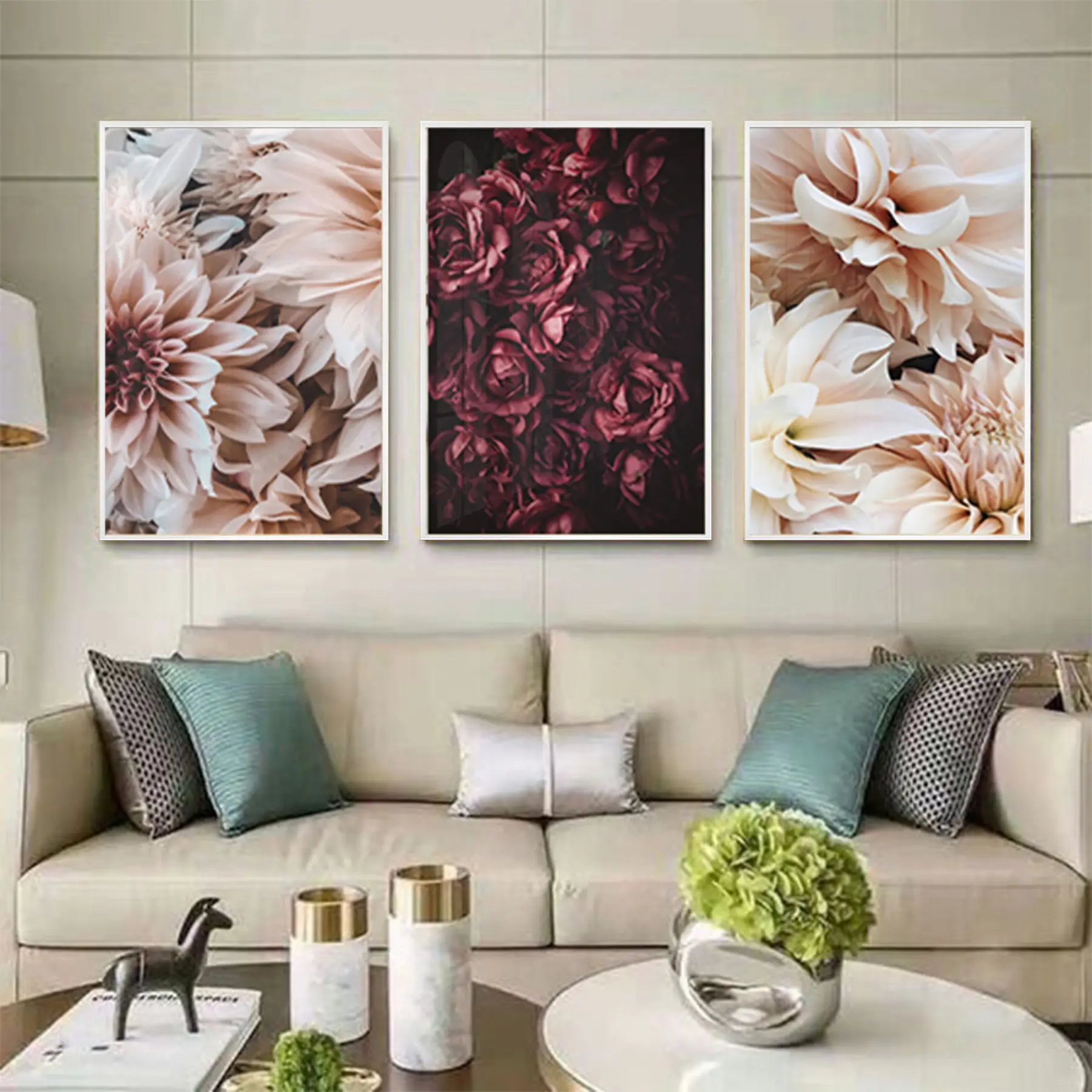 Kırmızı Çiçek Desenli Metal Çerçeveli Tablo Seti Beyaz