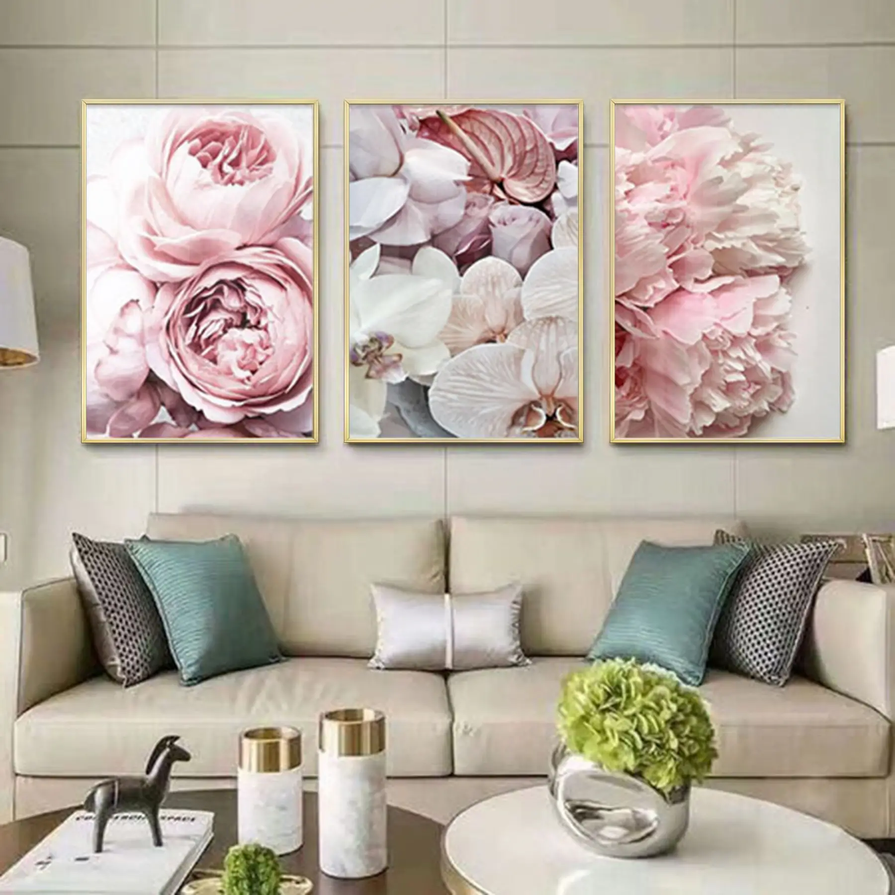 Pembe Çiçekler Desenli Metal Çerçeveli Tablo Seti Altın