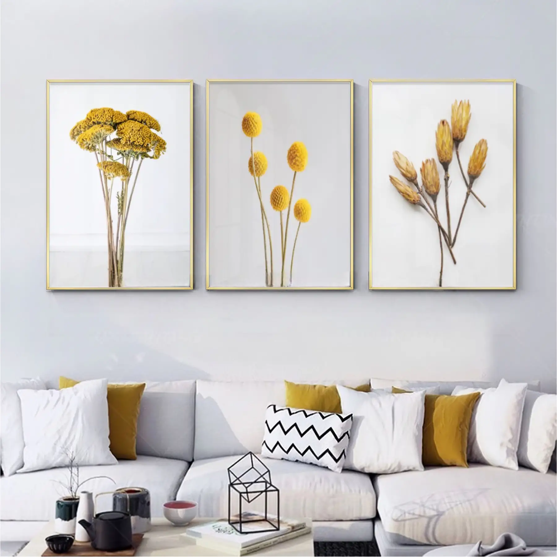 Sarı Çiçek Desenli Metal Çerçeveli Tablo Seti Altın
