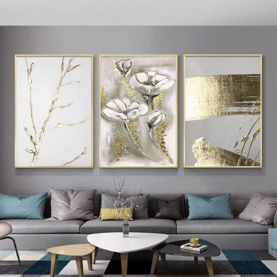 Modern İzler: Altın ve Beyazın Soyut Harmonisi Üçlü Metal Çerçeveli Tablo Seti