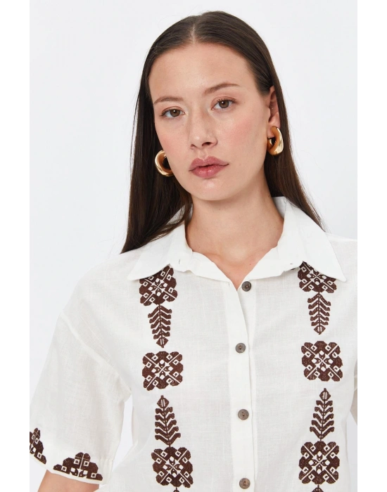 Etnik Desenli Kısa Kol Beyaz Gömlek 34164