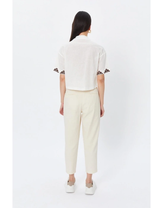 Etnik Desenli Kısa Kol Beyaz Gömlek 34164