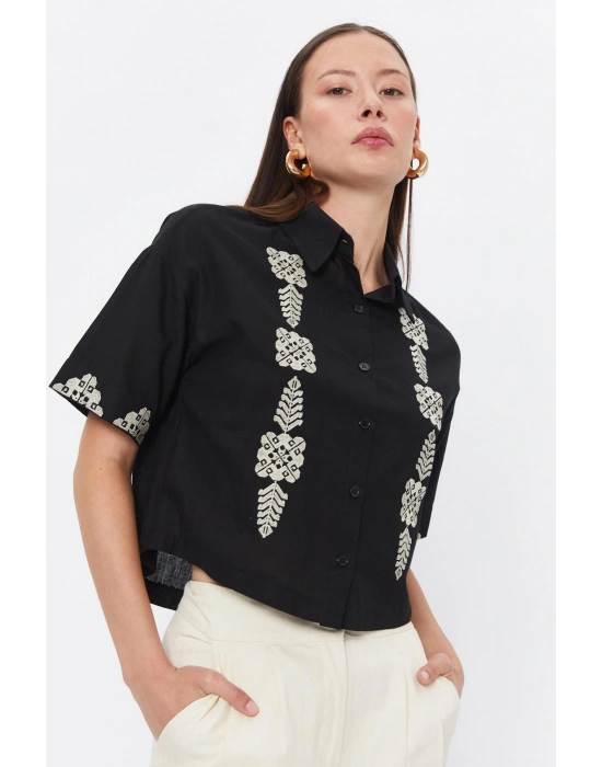 Etnik Desenli Kısa Kol Siyah Gömlek 34164