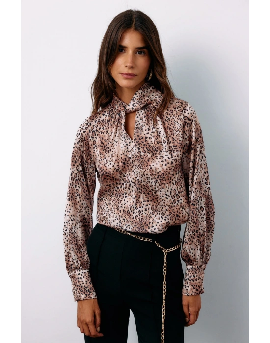 Detaylı Yaka Leopar Desenli Bluz - Bej