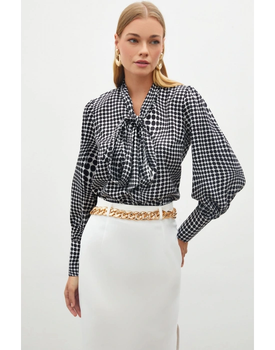 Fularlı Desenli Gömlek - Siyah