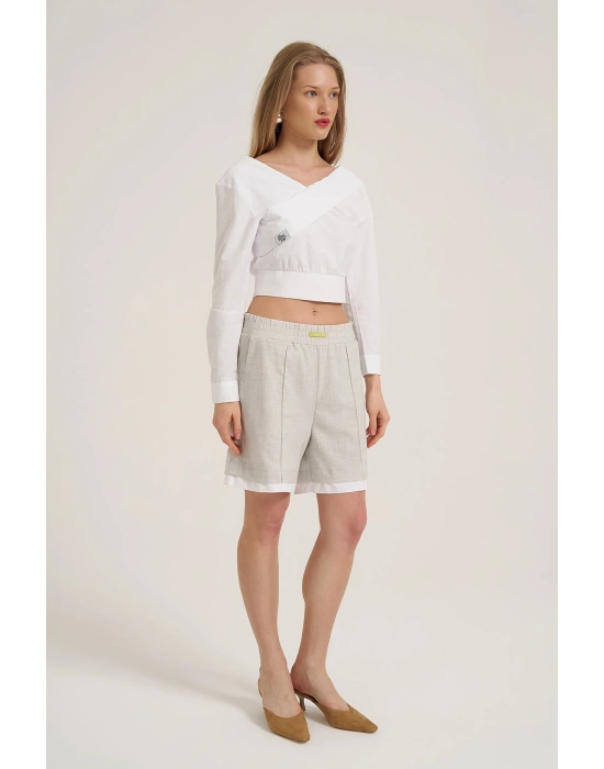 V Yaka Detaylı Uzun Kol Bluz Beyaz