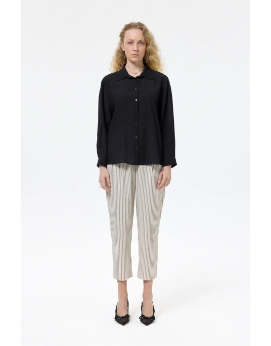 Sırtı Bağlamalı Dekolteli Gömlek Siyah