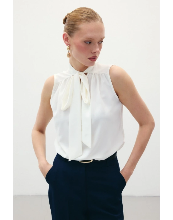 Fularlı Kolsuz Bluz - Ekru