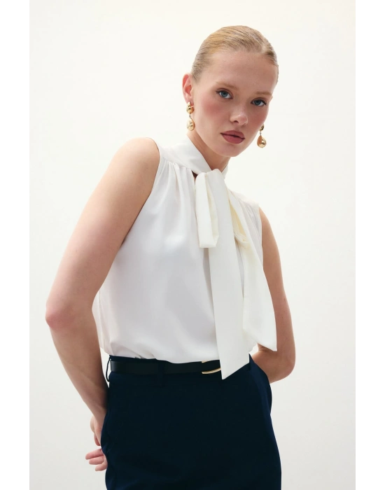 Fularlı Kolsuz Bluz - Ekru