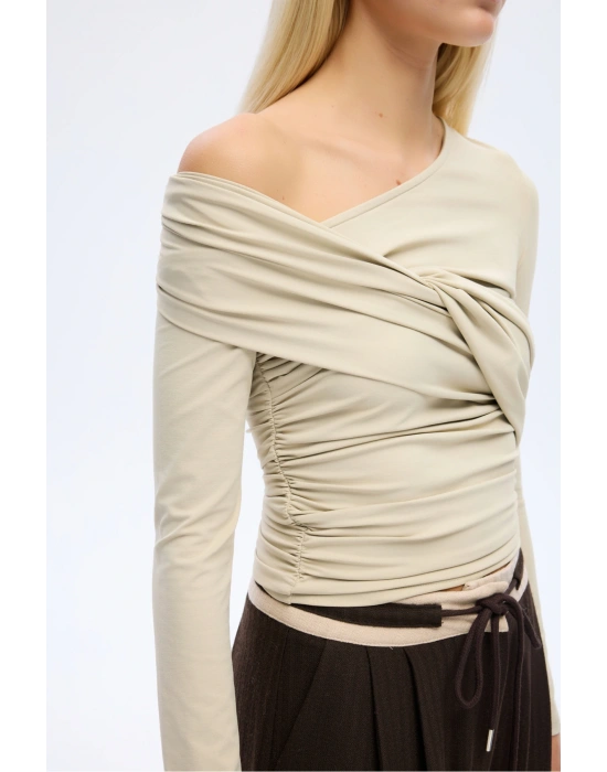 Drapeli Asimetrik Düğümlü Bluz Bej
