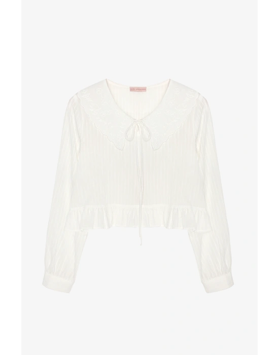 Brode Yaka Bağcıklı Bluz Ekru