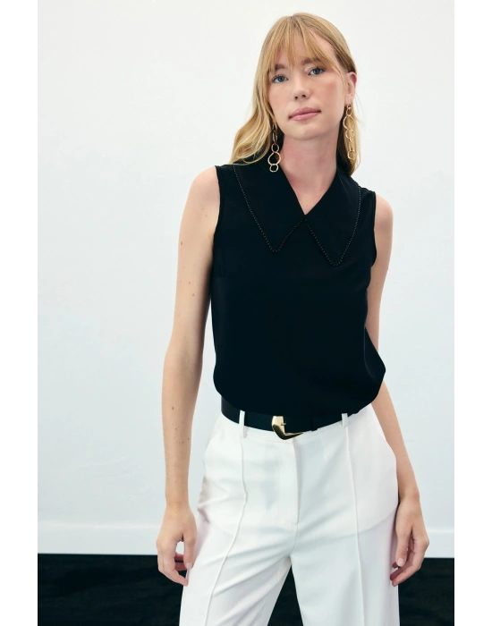 Yaka İncili Kolsuz Bluz - Siyah