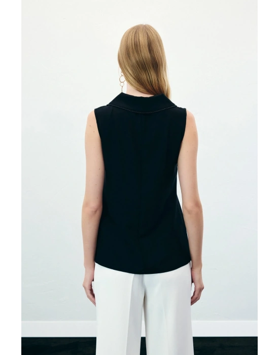 Yaka İncili Kolsuz Bluz - Siyah