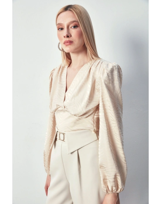 Desenli Kruvaze Saten Bluz - Bej