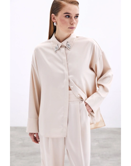 Aksesuar Detaylı Gömlek - Bej