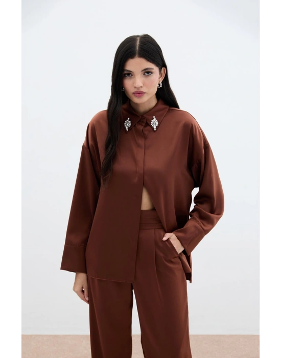 Aksesuar Detaylı Gömlek - Kahve