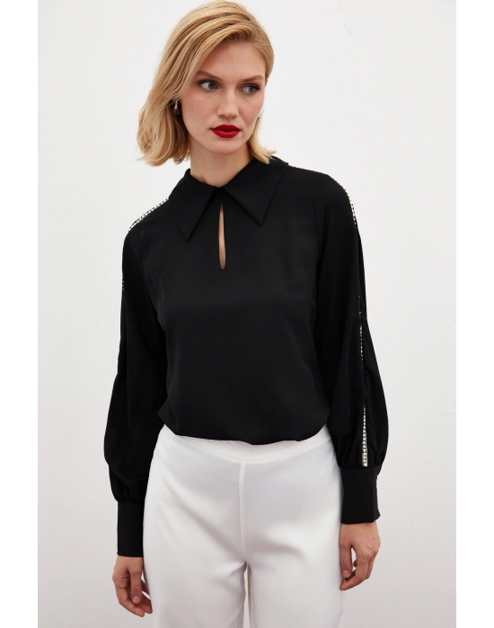 Kolları İnci Detaylı Bluz - SİYAH