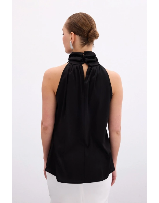 Boğazlı Kolsuz Bluz - Düz Siyah