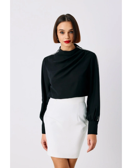 Omuz Aksesuarlı Bluz - SİYAH