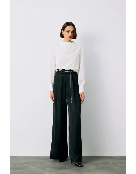 Omuz Aksesuarlı Bluz - Ekru