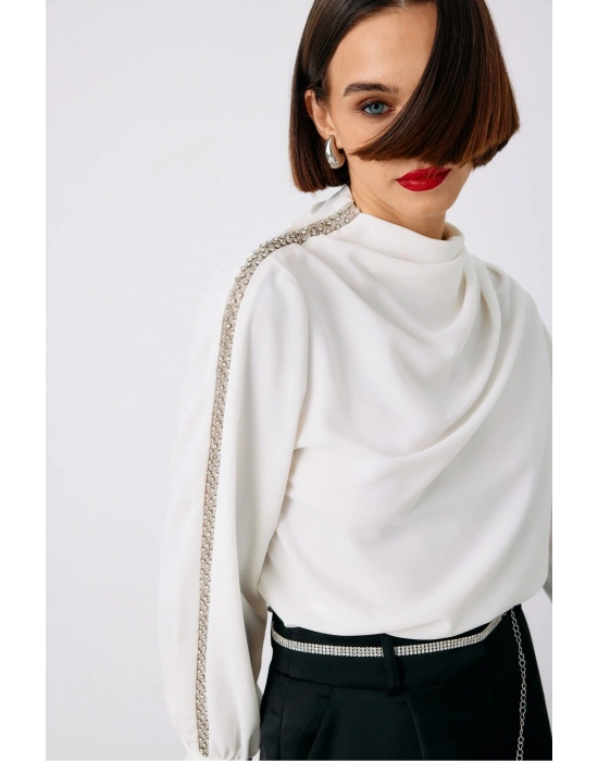 Omuz Aksesuarlı Bluz - Ekru