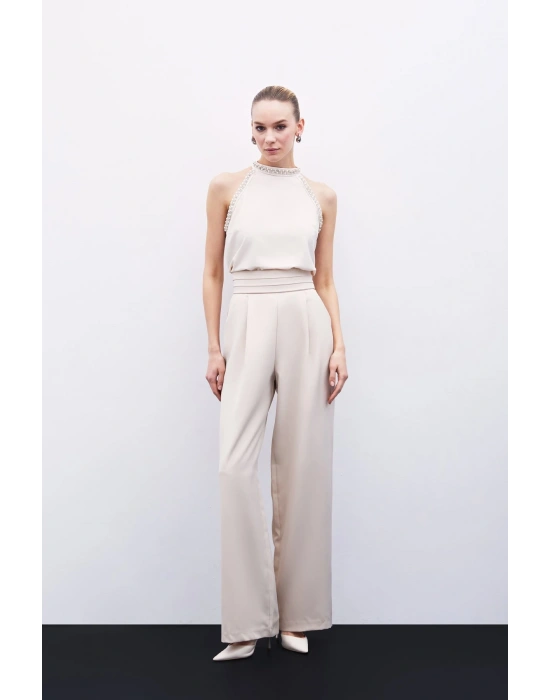 Aksesuar Detaylı Kolsuz Bluz - Bej